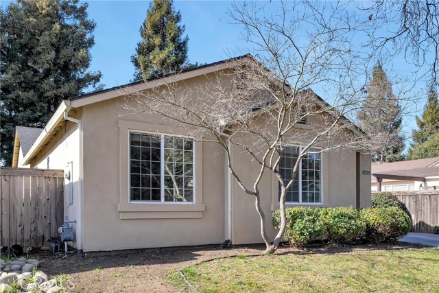 Detail Gallery Image 9 of 40 For 1025 Raven Ln, Chico,  CA 95926 - 4 Beds | 2 Baths