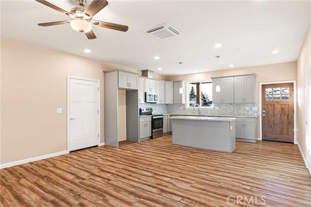 Detail Gallery Image 11 of 28 For 1744 Drayer Dr, Paradise,  CA 95969 - 2 Beds | 2 Baths