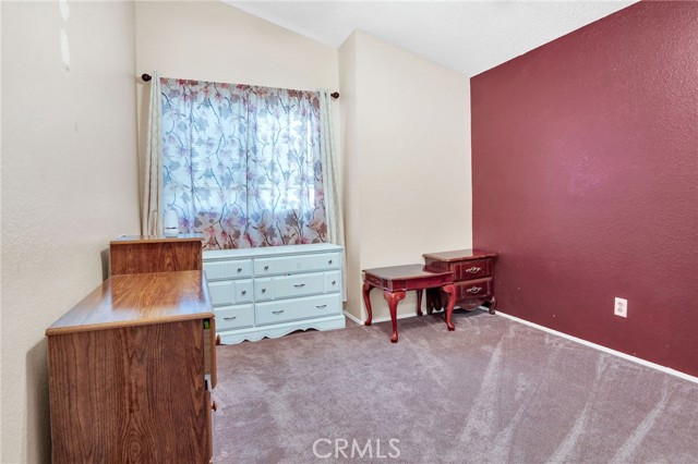 24179 Sun Valley Rd., Moreno Valley CA: https://media.crmls.org/medias/be7d1b17-2fef-4879-a511-3c1ef2ab6ff7.jpg