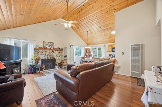 Detail Gallery Image 4 of 29 For 2525 Glacier Dr., –,  CA 93222 - 2 Beds | 2 Baths