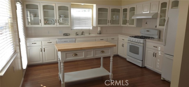 Detail Gallery Image 16 of 43 For 266 N Elm, Arroyo Grande,  CA 93420 - 3 Beds | 2/1 Baths