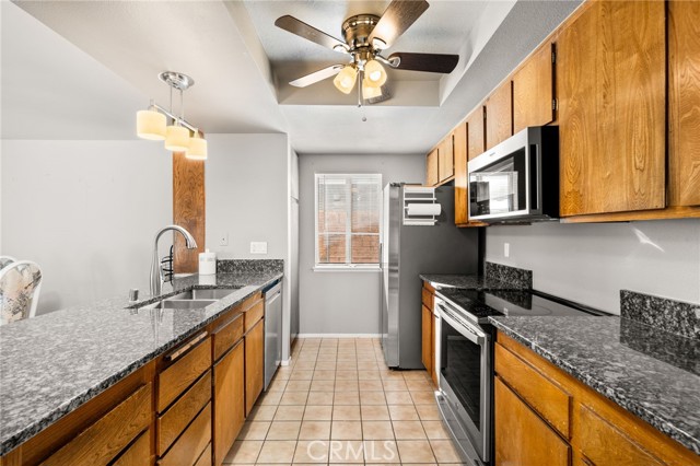 Detail Gallery Image 13 of 43 For 28368 Sun City Bld, Menifee,  CA 92586 - 2 Beds | 2 Baths