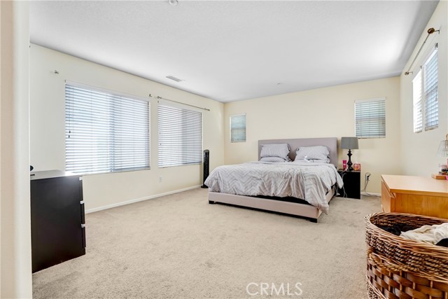 Detail Gallery Image 28 of 38 For 13223 Norfolk Ct, Moorpark,  CA 93021 - 3 Beds | 2/1 Baths