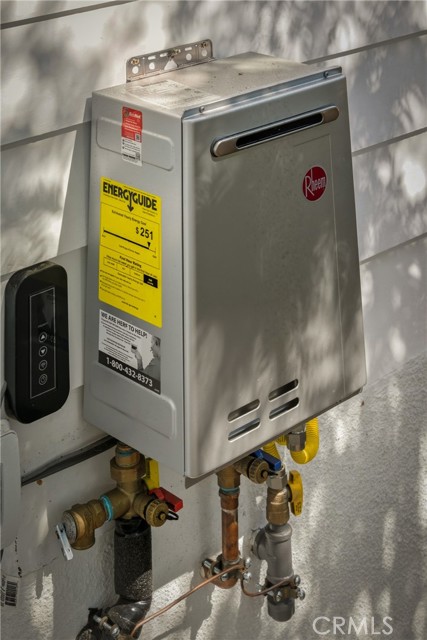 Detail Gallery Image 30 of 31 For 6150 Strickland Ave, Los Angeles,  CA 90042 - 3 Beds | 2 Baths