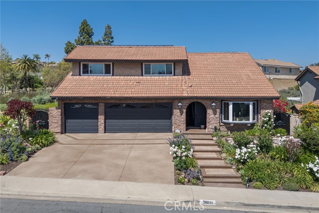 Detail Gallery Image 2 of 26 For 26831 Valpariso, Mission Viejo,  CA 92691 - 4 Beds | 3/1 Baths