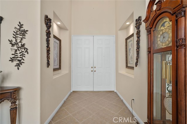 Detail Gallery Image 4 of 41 For 36330 County Line, Yucaipa,  CA 92399 - 4 Beds | 2/1 Baths
