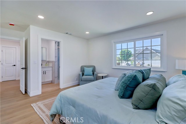 11428 Snowdrop Avenue, Fountain Valley CA: https://media.crmls.org/medias/be80a5ba-f0e0-4e2f-b906-aad2448007d4.jpg