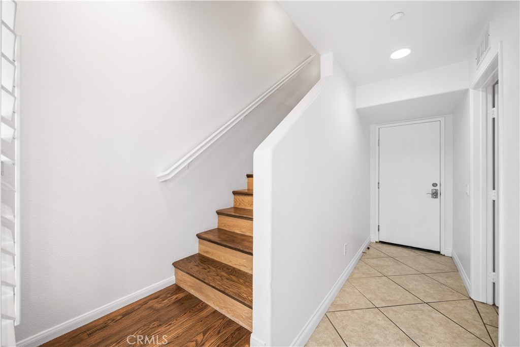 323 Tesoro - photo 5