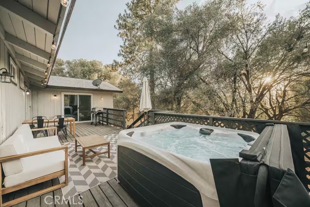 51259 Bon Veu Drive, Oakhurst CA: https://media.crmls.org/medias/be822874-ef9e-4860-83a7-441104137a78.jpg