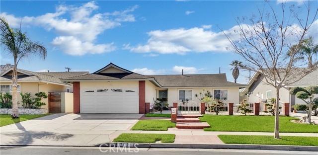 7612 Alhambra Dr, Huntington Beach, CA 92647