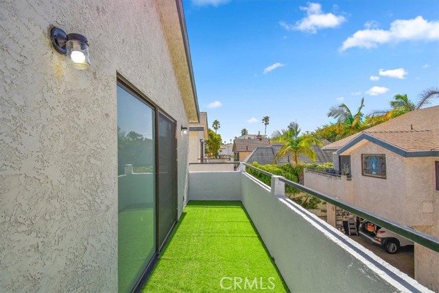 510 Francisca Avenue, Redondo Beach, California 90277, 3 Bedrooms Bedrooms, ,2 BathroomsBathrooms,Residential,For Sale,Francisca,SB26080599