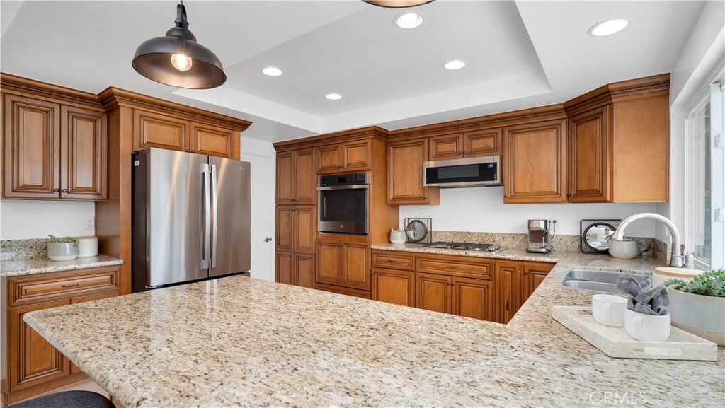 Be834530 E803 4073 80b1 16aa39923b32