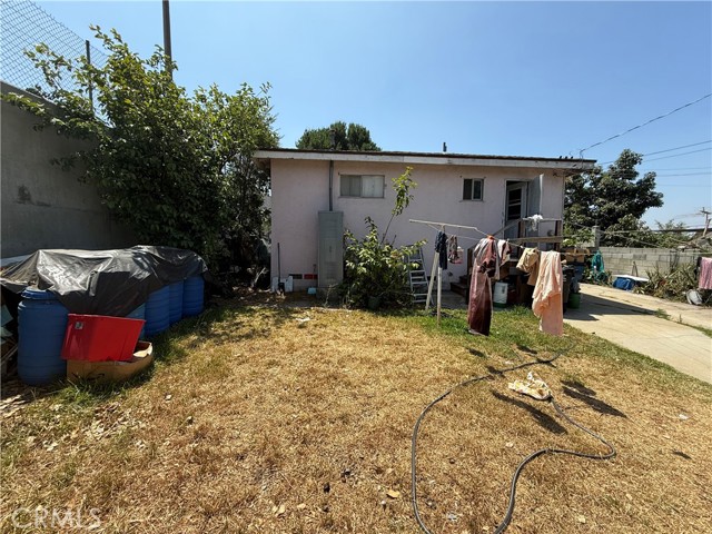 4041 Eagle Street, Los Angeles CA: https://media.crmls.org/medias/be83c3b5-8282-418f-9f90-d3ca6ffcbc51.jpg