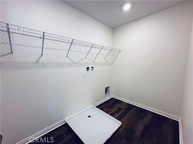 4255 S Hermosa Paseo, Ontario CA: https://media.crmls.org/medias/be840f4c-4d3f-443e-8dee-1596652411f4.jpg