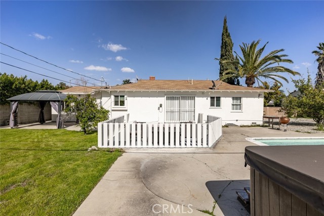5805 Bucknell Avenue, Valley Village CA: https://media.crmls.org/medias/be844709-a359-4f01-ab00-e145a28a8fca.jpg