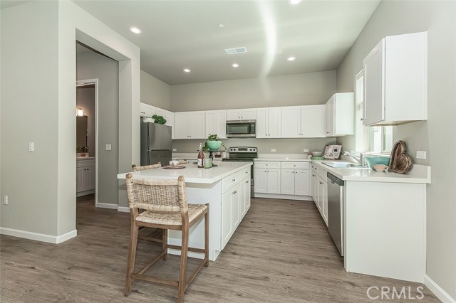 Image 12 of 60 For 6008 Sussex Way