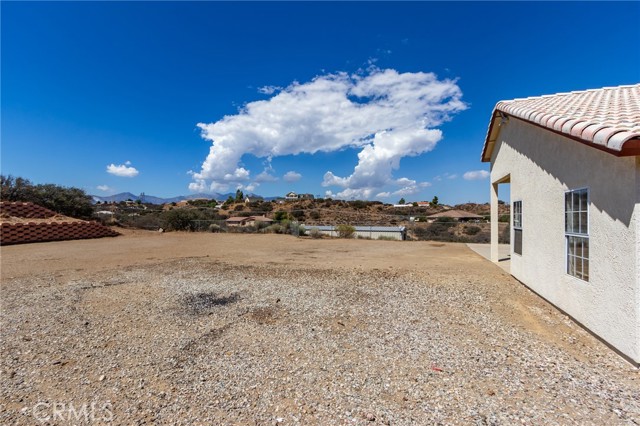 Detail Gallery Image 21 of 72 For 7170 Joshua, Oak Hills,  CA 92344 - 3 Beds | 2 Baths