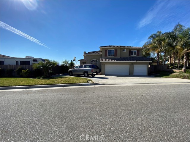 5505 Sunset Ridge Drive, Jurupa Valley CA: https://media.crmls.org/medias/be8698ca-7358-4c1c-90ad-ceeab590f1c2.jpg