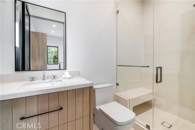 Detail Gallery Image 51 of 54 For 5929 Melvin Ave, Tarzana,  CA 91356 - 5 Beds | 6 Baths
