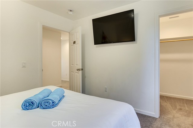 Detail Gallery Image 10 of 21 For 66560 Ocotillo, Desert Hot Springs,  CA 92240 - 4 Beds | 2 Baths