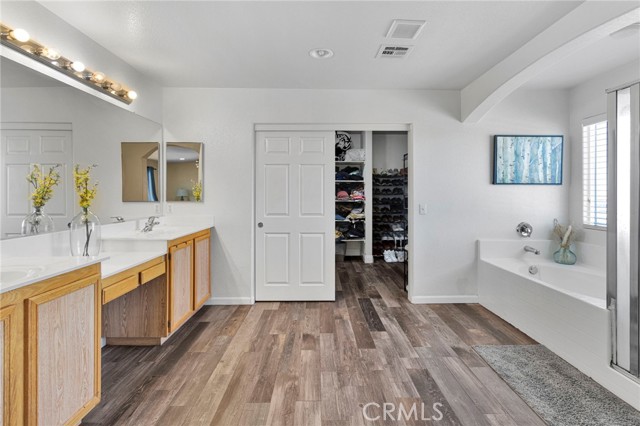 Detail Gallery Image 45 of 55 For 13498 Bentwood, Hesperia,  CA 92344 - 4 Beds | 3 Baths