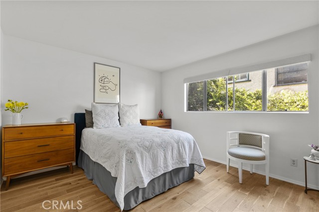 Detail Gallery Image 9 of 18 For 4859 Coldwater Canyon Ave #4,  Sherman Oaks,  CA 91423 - 2 Beds | 2 Baths