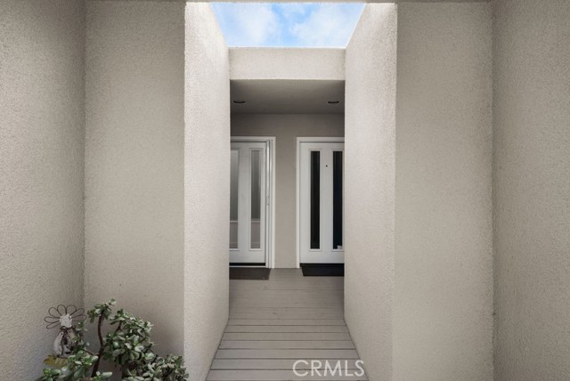 Detail Gallery Image 29 of 36 For 21751 Ocean Vista Dr, Laguna Beach,  CA 92651 - 3 Beds | 2/1 Baths