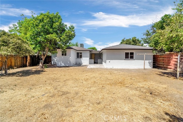 Detail Gallery Image 34 of 41 For 2824 E Brown Ave, Fresno,  CA 93703 - 3 Beds | 2 Baths