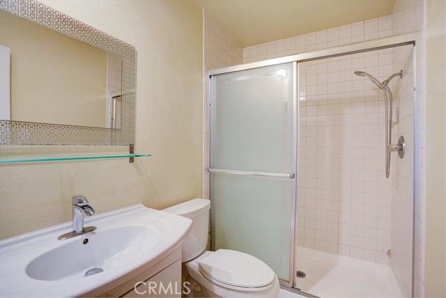 Detail Gallery Image 29 of 32 For 1940 N Highland Ave #10,  Los Angeles,  CA 90068 - 2 Beds | 2 Baths