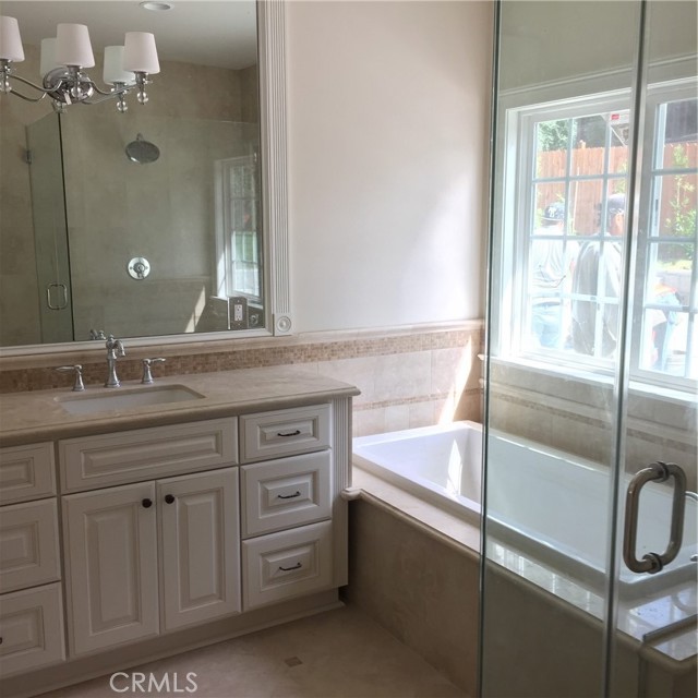 5310 La Forest Drive, La Canada Flintridge CA: https://media.crmls.org/medias/be8d4f61-a0ff-41ea-a416-4016227c8fcb.jpg