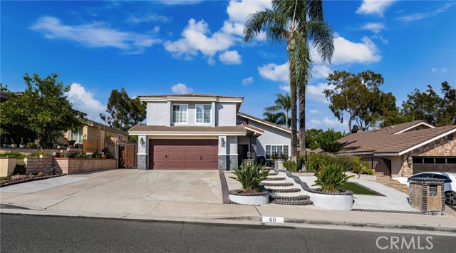 40 Country Wood Drive, Phillips Ranch CA: https://media.crmls.org/medias/be8d6f00-44f2-49d0-a84e-3fd4d5d285c3.jpg