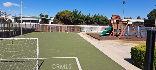 Detail Gallery Image 35 of 35 For 16600 Orange Ave #23,  Paramount,  CA 90723 - 3 Beds | 2 Baths