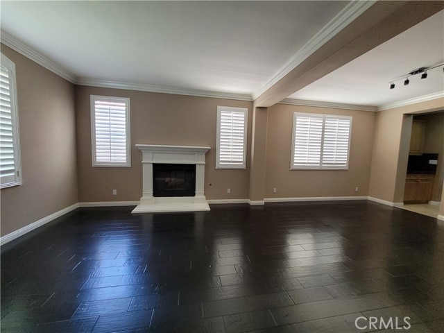 Detail Gallery Image 12 of 61 For 23 Plaza Modena, Lake Elsinore,  CA 92532 - 4 Beds | 3/1 Baths