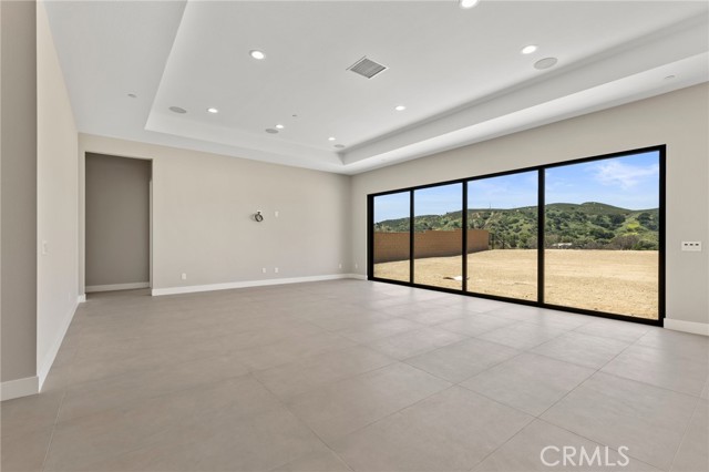 11851 Red Hawk Lane, Porter Ranch CA: https://media.crmls.org/medias/be8e4854-601e-47ec-bbba-d9fc204fd0a3.jpg