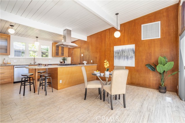 Detail Gallery Image 15 of 44 For 12719 Jimeno Ave, Granada Hills,  CA 91344 - 4 Beds | 2 Baths