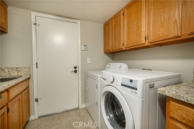 23791 Via De Gema Linda, Murrieta CA: https://media.crmls.org/medias/be8e4fb7-202c-45fb-8cb2-06ebfdc5c57f.jpg