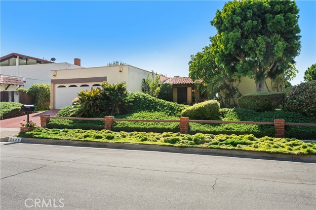 Front Image Thumbnail for CRSB26039341