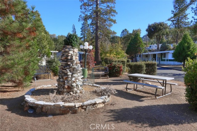 Detail Gallery Image 37 of 43 For 42841 Road 222 #17,  Oakhurst,  CA 93644 - 2 Beds | 2 Baths