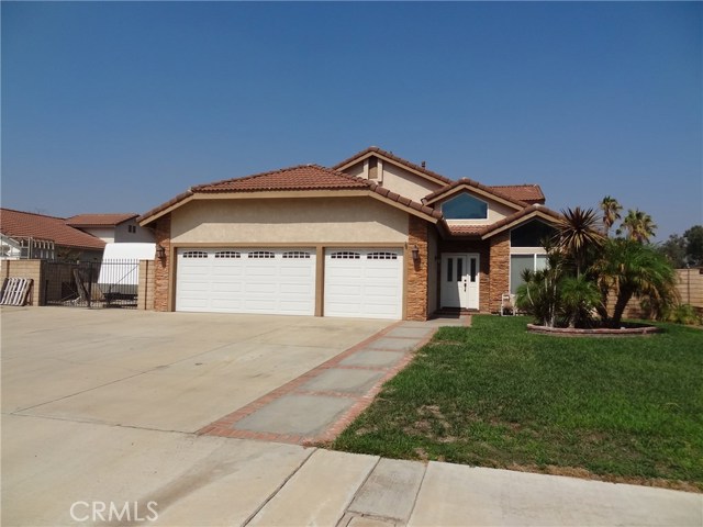 11015 Briar Knoll Court, Riverside, CA 92505