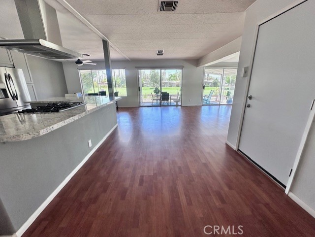 442 Paseo Perdido, Cathedral City CA: https://media.crmls.org/medias/be90a229-ad5c-4358-a944-f2954645d32d.jpg