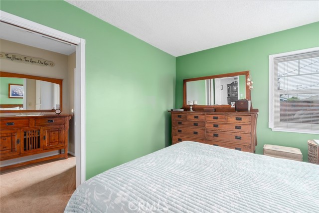 1501 W Baker Avenue, Fullerton CA: https://media.crmls.org/medias/be91bea5-46b8-456f-8ba4-89fcf869bde9.jpg