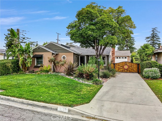 9827 Estrella Avenue, Temple City CA: https://media.crmls.org/medias/be92f4d2-a956-45d5-835a-ba41cfe997bf.jpg