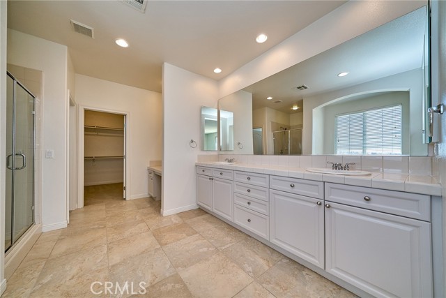 Detail Gallery Image 22 of 37 For 7 Volta Del Tintori St, Lake Elsinore,  CA 92532 - 5 Beds | 4/1 Baths