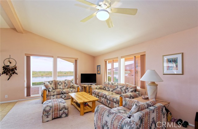 Detail Gallery Image 13 of 31 For 4831 Hidden Beaches Dr, Blythe,  CA 92225 - 3 Beds | 3 Baths