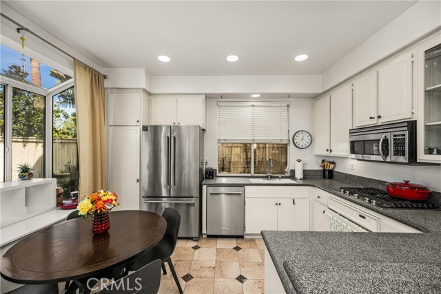 Detail Gallery Image 22 of 64 For 993 S Dylan Way, Anaheim Hills,  CA 92808 - 3 Beds | 2/1 Baths