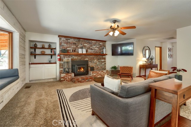 5621 Ponderosa Court, Mariposa CA: https://media.crmls.org/medias/be95f233-5070-4612-8387-66a2b169672c.jpg