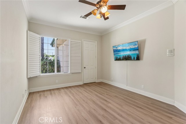 Image 24 of 62 For 16860 Rayen Street
