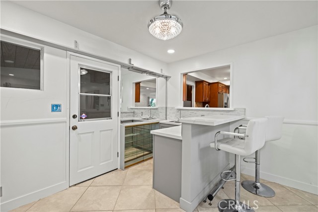 10685 Ledeen Drive, Lakeview Terrace CA: https://media.crmls.org/medias/be96795b-3afb-457a-bf98-0c2b9ad05f8b.jpg