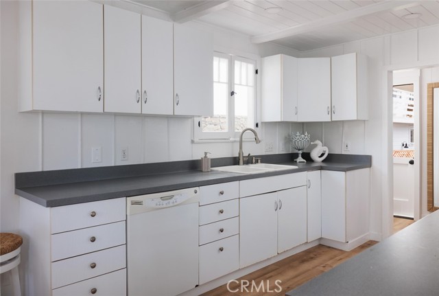 Detail Gallery Image 22 of 38 For 31632 2nd Ave, Laguna Beach,  CA 92651 - 2 Beds | 1 Baths