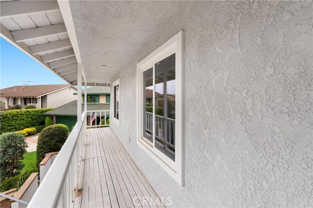 Detail Gallery Image 29 of 52 For 21941 Oceanview Ln, Huntington Beach,  CA 92646 - 4 Beds | 2/1 Baths